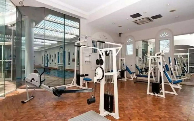 Broadbeach Holiday Apartments