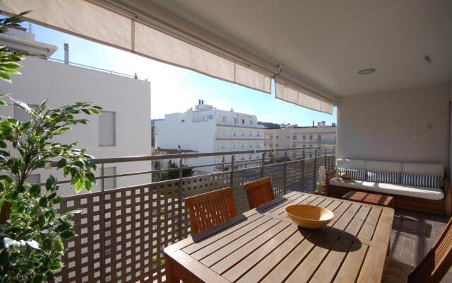 Lets Holidays Carbonera 3 apartment