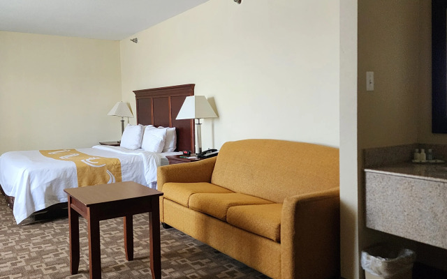 Quality Inn I-70 at Wanamaker