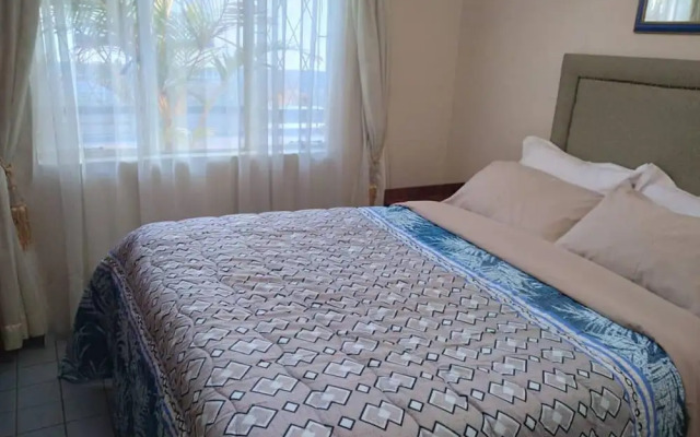 Beautiful 2-bedroomed Guest Cottage in Harare