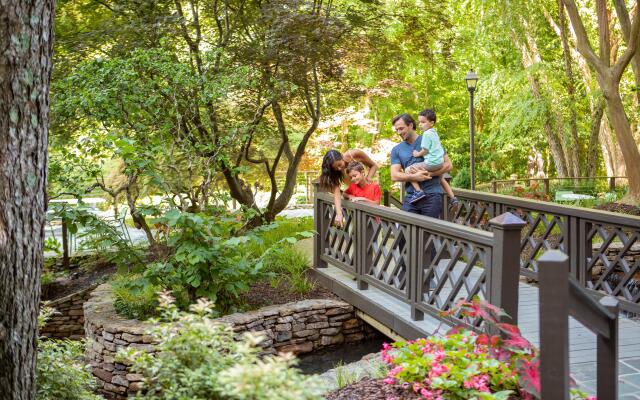 Crowne Plaza Atlanta Perimeter at Ravinia by IHG
