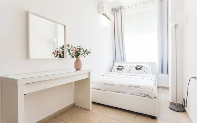 Port 2 Bedroom with 2 showers apartment