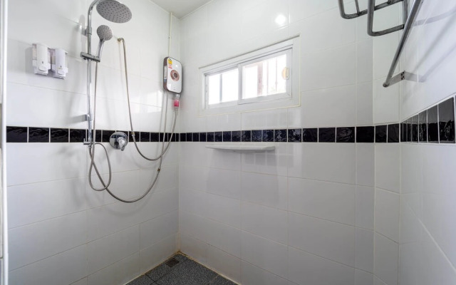 Family Bedroom in Boutique Hotel -SCR5