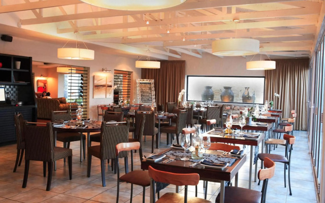 Protea Hotel by Marriott Mossel Bay