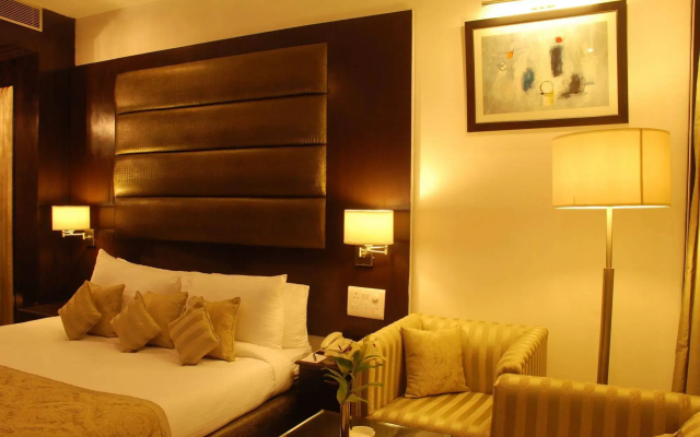 Hotel Shanti Palace