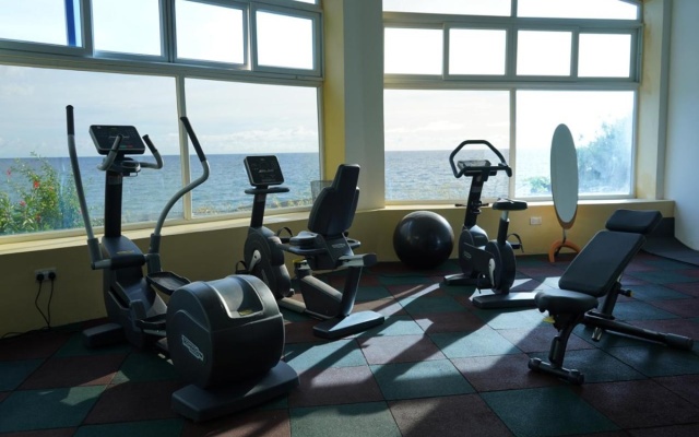 Itsandra Beach Hotel & Resort