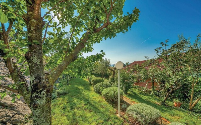 Awesome Home in Dramalj With Wifi and 2 Bedrooms