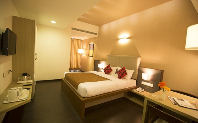 Vinaya Royal Inn