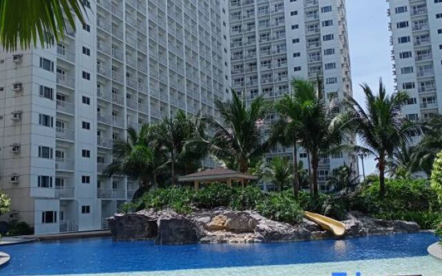 Shore Residences Mall of Asia Stays by PBYY