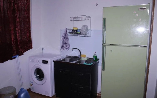 Dvizh Hostel Eli Spali