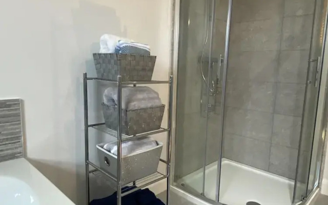 Copperview Apartment