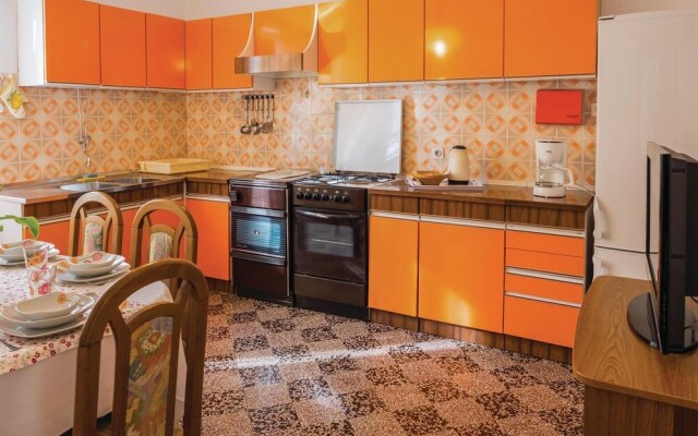 Amazing Home in Banjol With Wifi and 3 Bedrooms