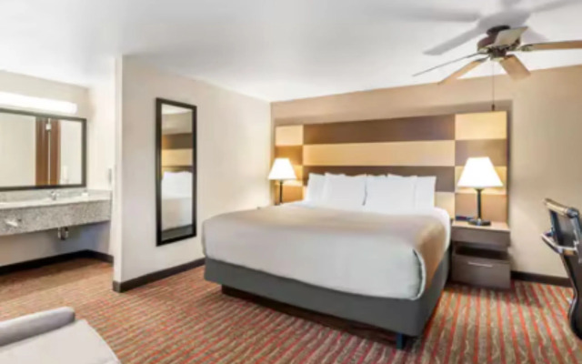 Quality Inn near Rocky Mountain National Park