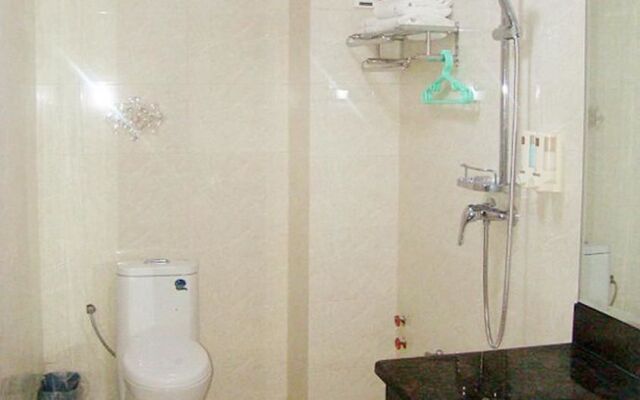 Yuanlong Business Hotel
