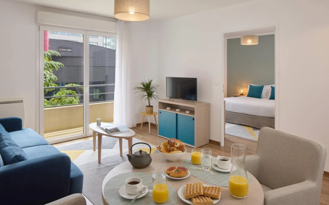 Quality Suites Valenciennes