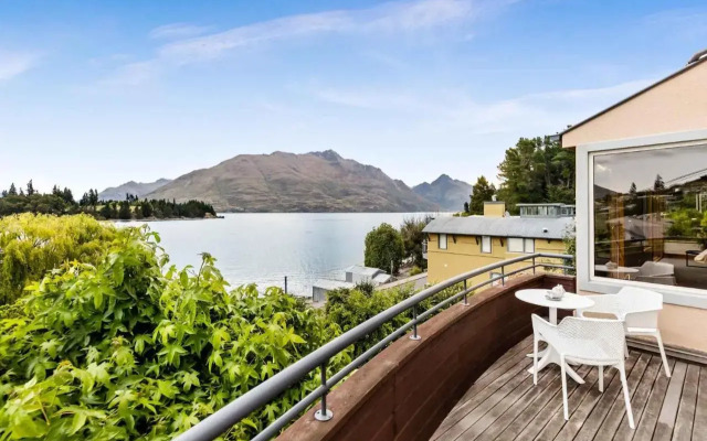 Tahuna Lakeside - 3 min walk to town
