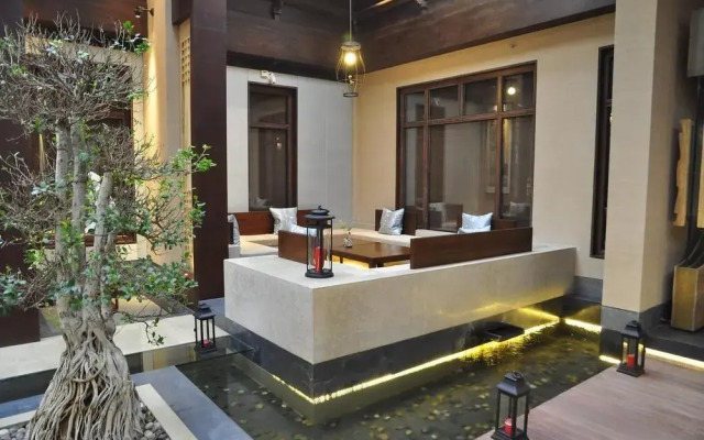 Huaqing Palace Resort & Spa