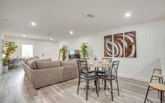 Inviting Palmetto Condo: 11 Mi to Beach!