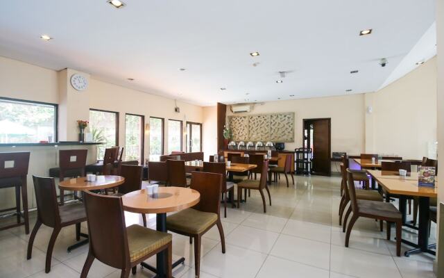 Airy Cikarang Jababeka Niaga Raya Blok CC 2 Bekasi