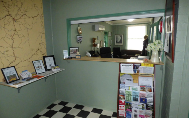 Tenterfield Lodge and Caravan Park