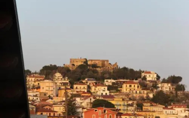 La Dea DellAbbondanza