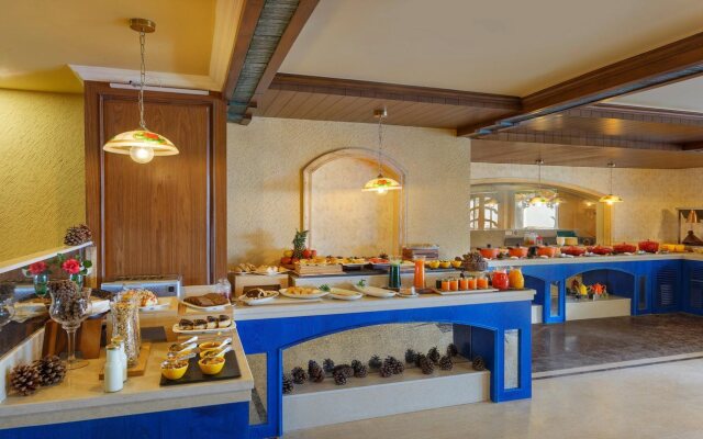 The Golden Palms Hotel & Spa