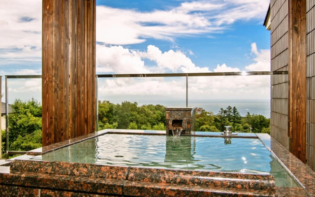 Omuro no Mori Gyokusui - 13 years or older -