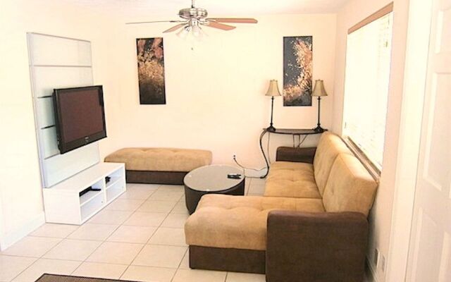 Lauderdale Villas, Suites by the Sea