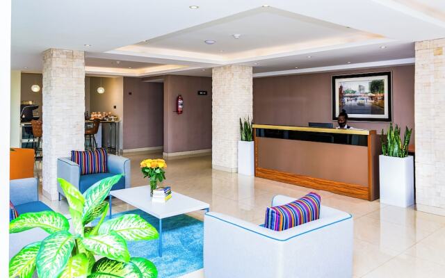 Canary Hotel