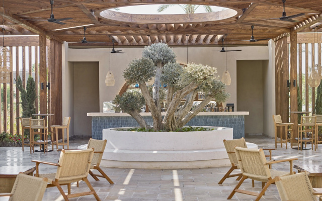 JAZ Almaza BLU, Almaza Bay