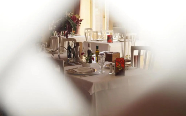 Hôtel Restaurant le Val d'Amby