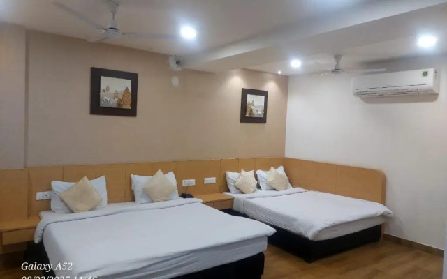 OYO 17219 Raghubar Kripa