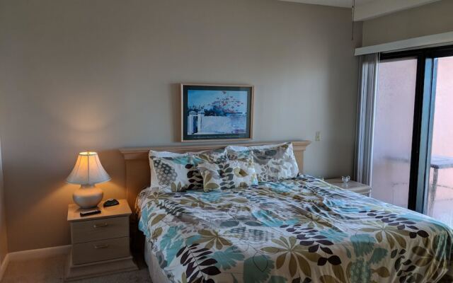 Palm Beach Club by Surfside VR