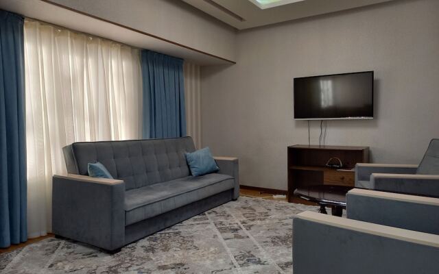 4-bed Apartment in Tashkent City Center C