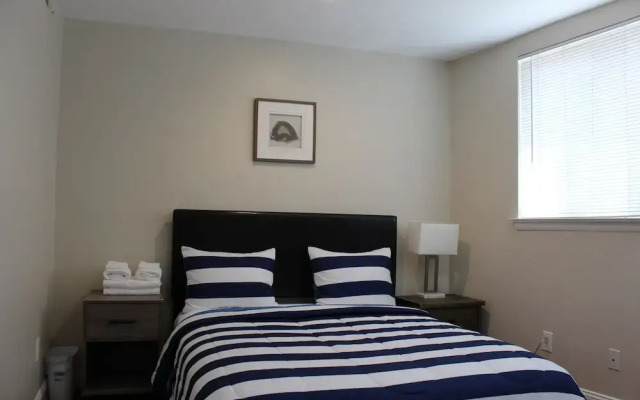 Cozy 3 Bedroom/Great Location
