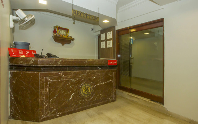 Hotel Metro Palace