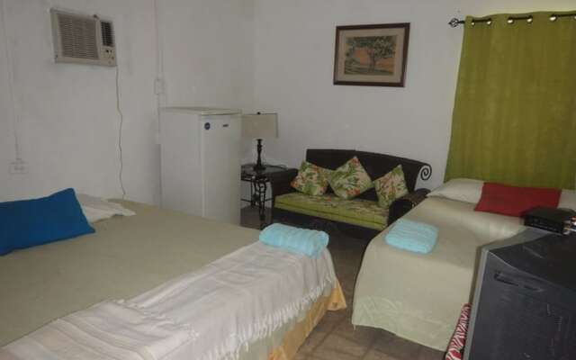 Corotu Guesthouse at Playa Blanca