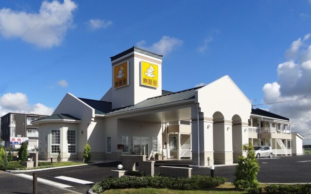hotelImage