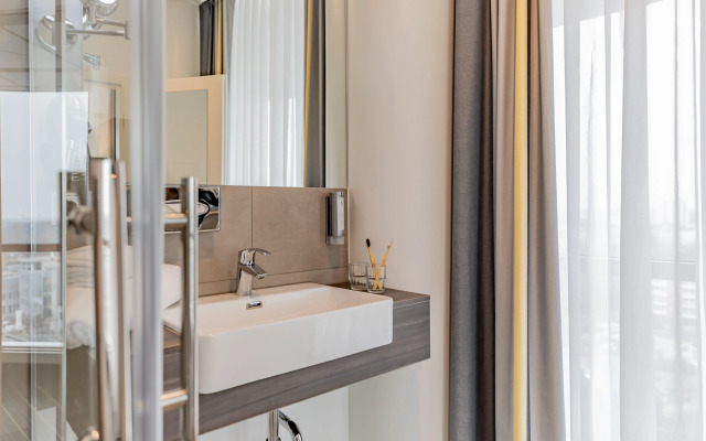 Garner Hotel Berlin - Spandau