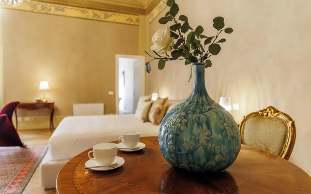 PALAZZO DELLA BIANCA- Royal Experience