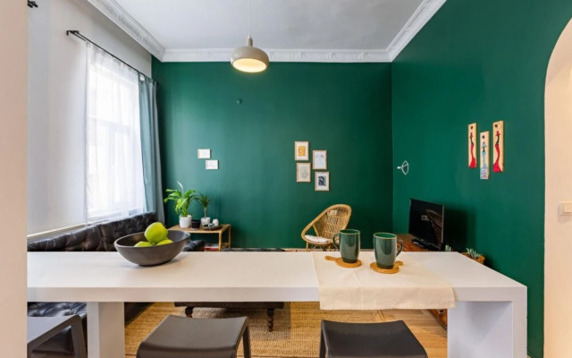 Stylish Flat 5 Min to Taksim Square in Beyoglu