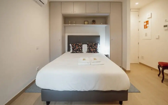 Carmo Residence Porto - S Luis by Vacationy