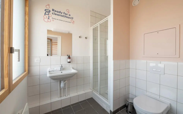 UCPA Sport Station Hostel Paris