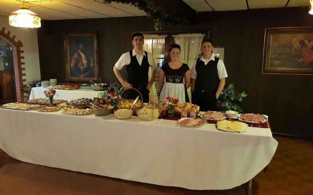 Crystal Brook Resort & Mountain Brauhaus