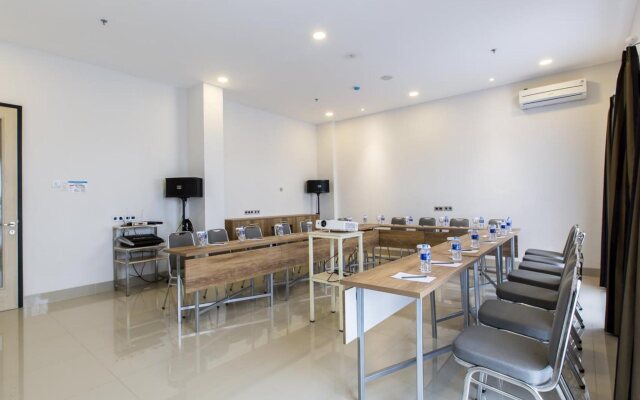 Sparks Odeon Sukabumi - Artotel Curated