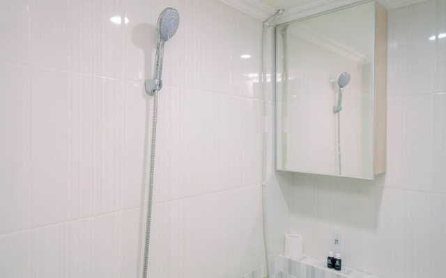 Compact Warm 2Br At Green Pramuka City Apartment