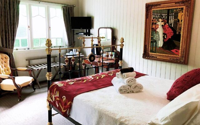 Number 12 Bed & Breakfast