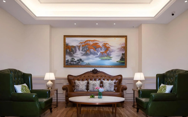Vienna 3 Best Hotel (Jiayuguan Jingtie Market Chengxin Plaza)