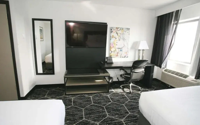 The La Quinta Inn Des Moines West Clive