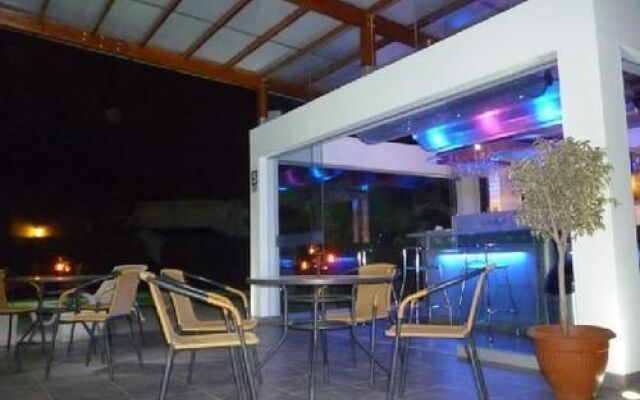 Queen's Villa Hotel Boutique